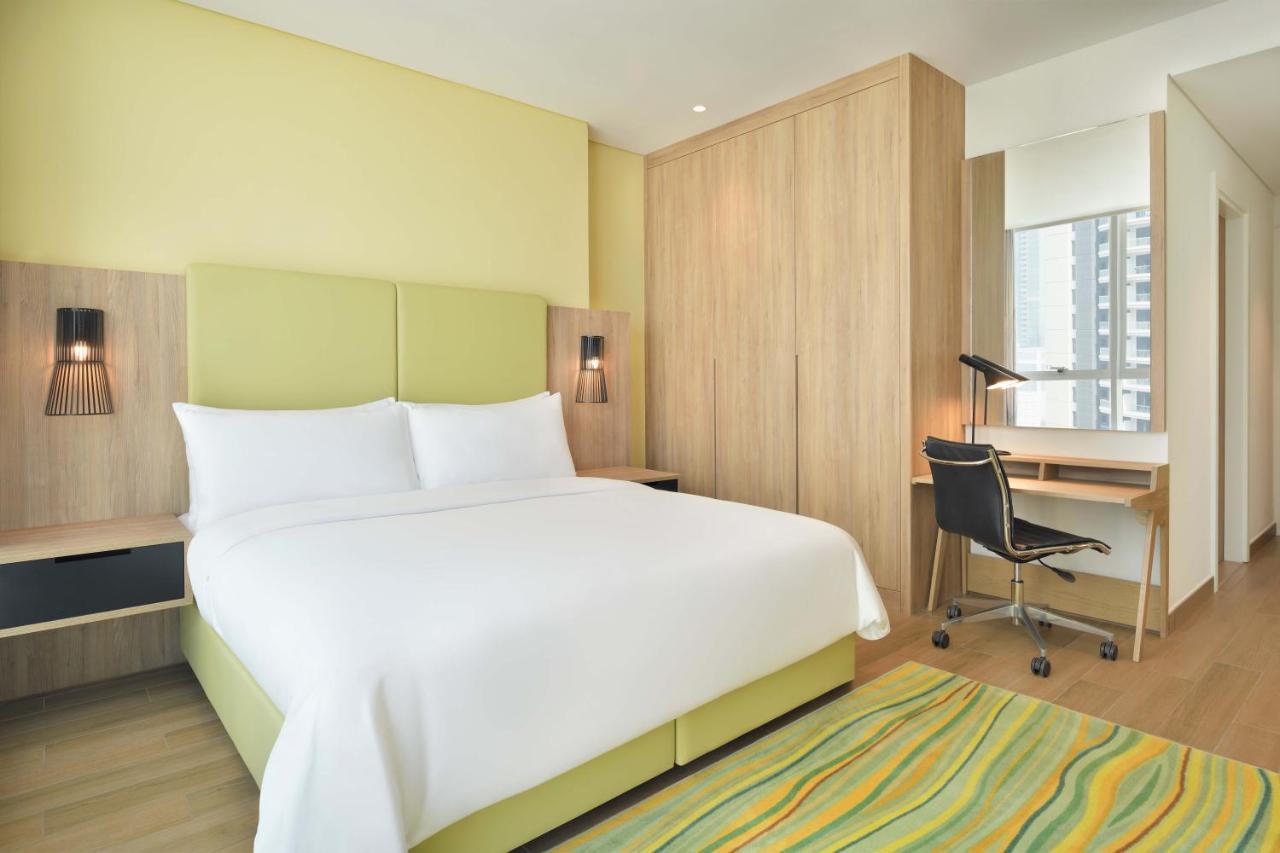Element By Westin City Center الدوحة المظهر الخارجي الصورة A bedroom at the hotel